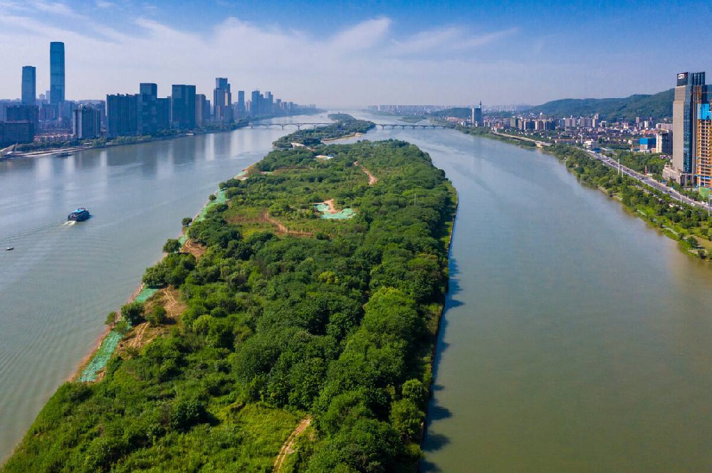 多靈呼吁開展“母親河”的環(huán)?；顒?dòng)